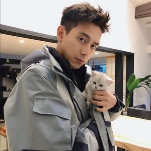 Meet your Posher, Jialiang